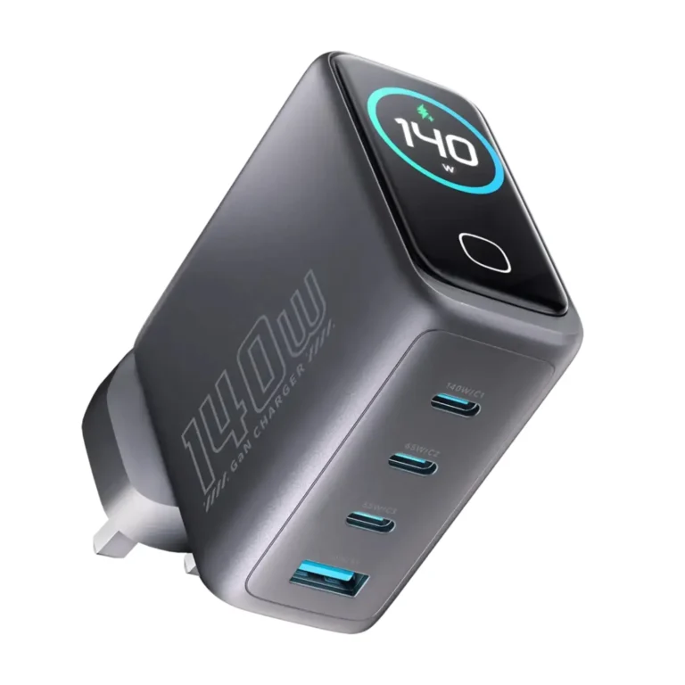Powerology VoltFlow GaN PD 140W Wall Charger – Smart TFT Display UK Plug
